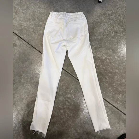 Good American White Denim Jeans - Picture 2 of 3